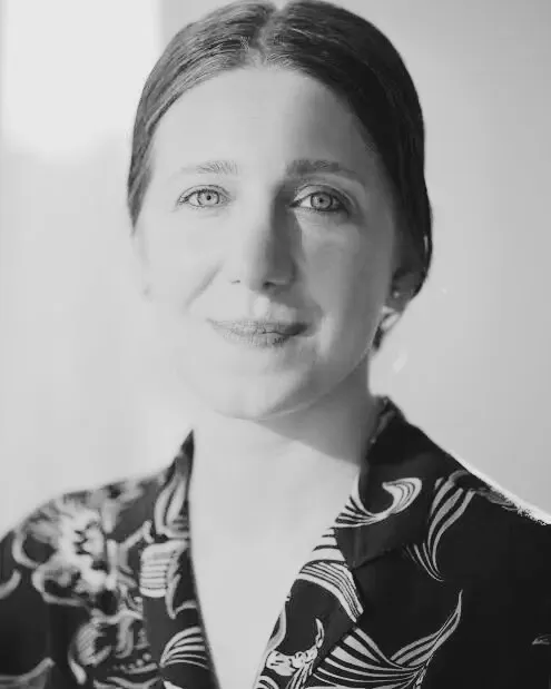 kapak görselinden meryem yavuz